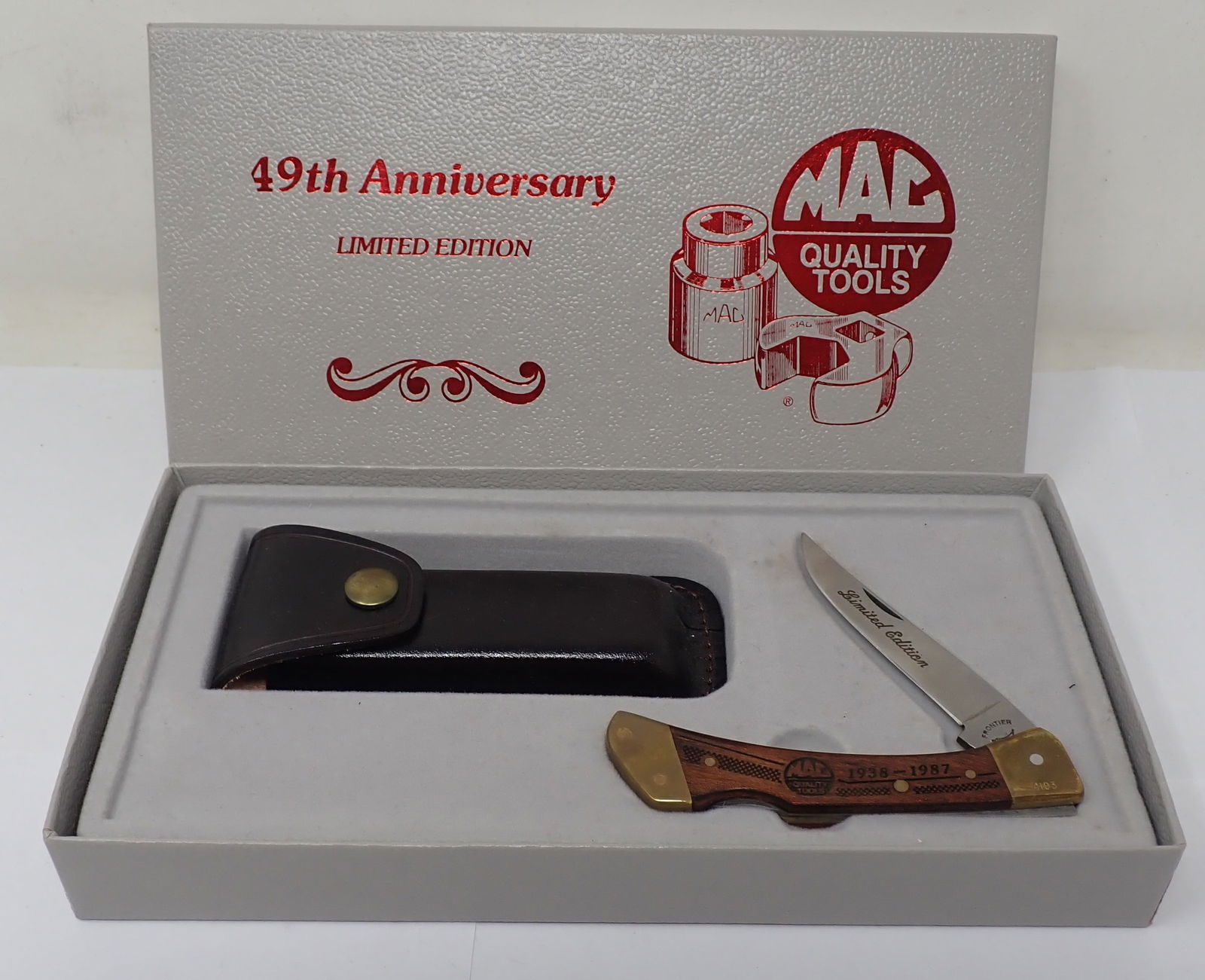 Mac Tools 49th Anniversary Imperial Knife (1 of 7)