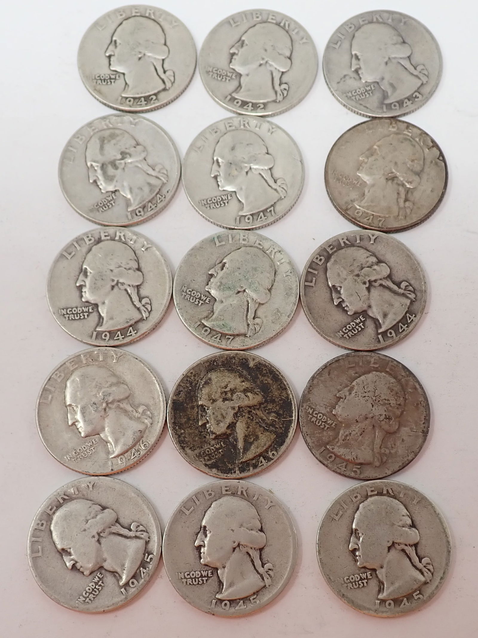 (12) 1940's Washington Silver Quarters (1 of 3)