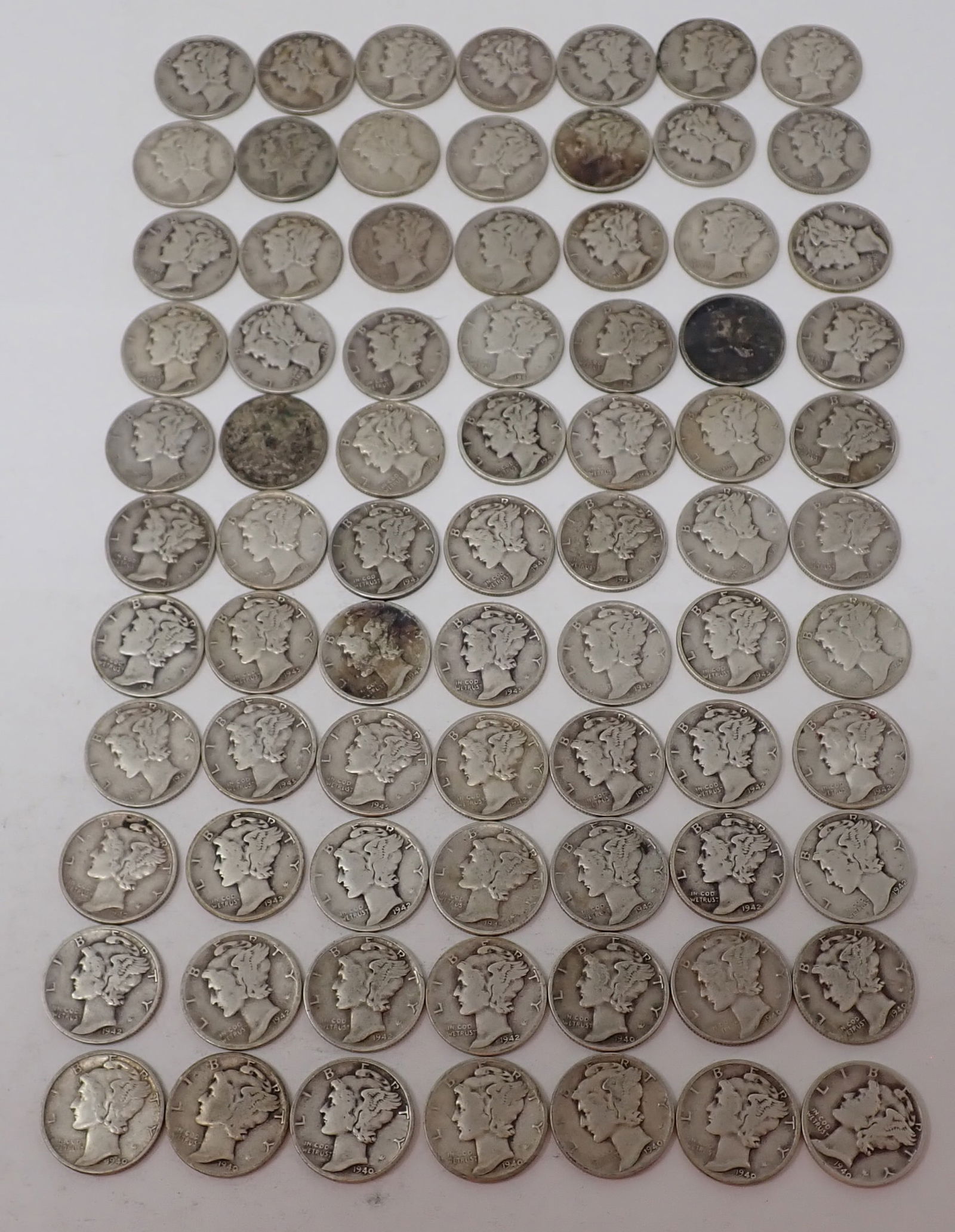 (76) 1940's Mercury Silver Dimes (1 of 11)