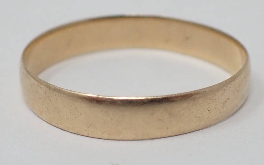 Man's Gold Wedding Band: 14K yellow gold, ring size 12-3/4, 1.45 dwt.
