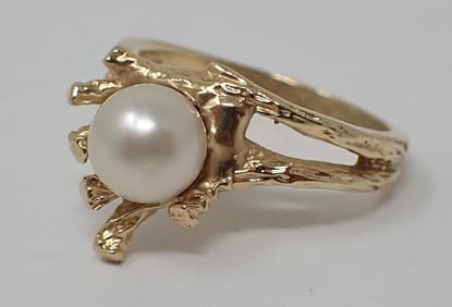 Pearl Ring