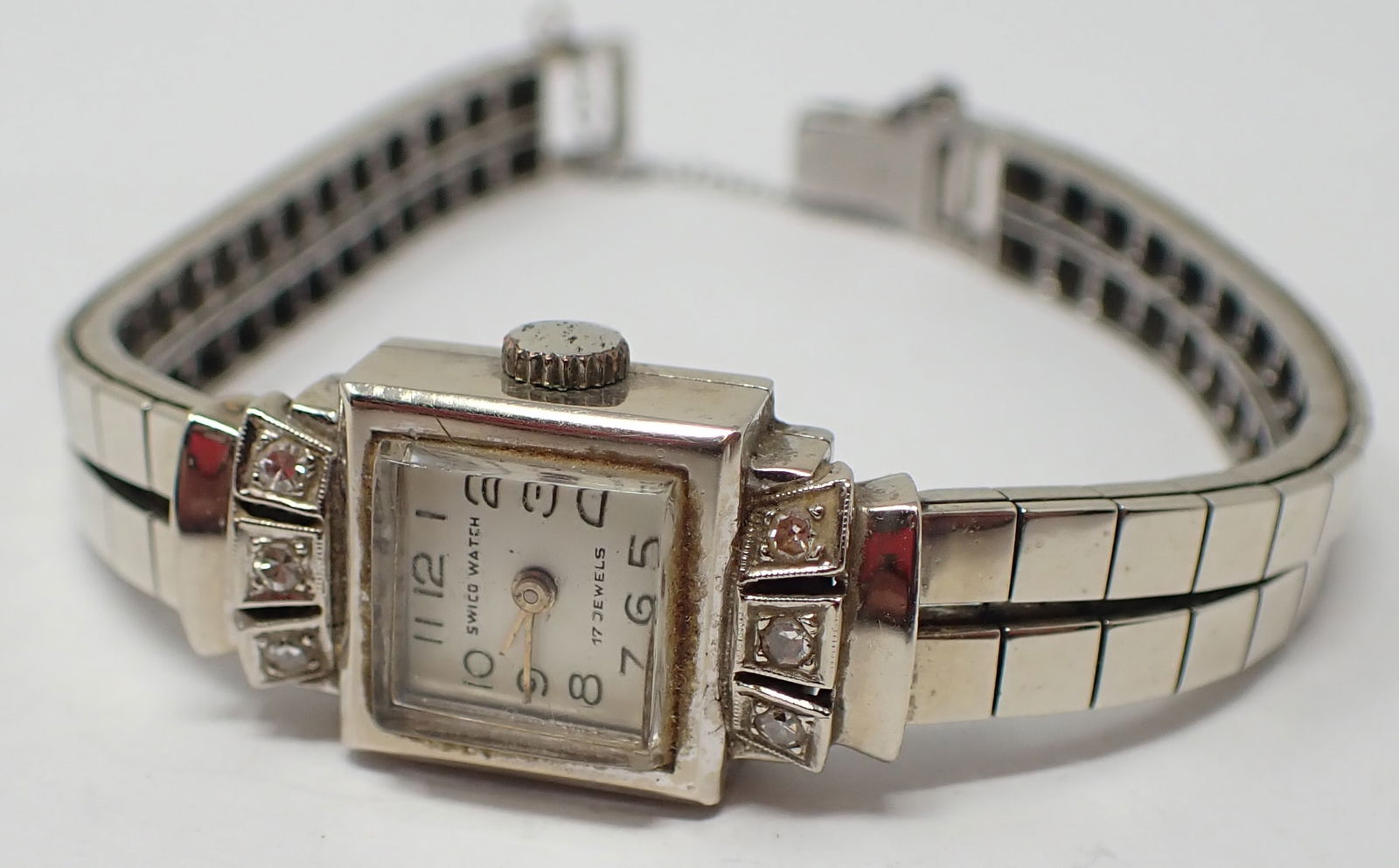 Lady's Gold Wrist Watch (1 of 7)