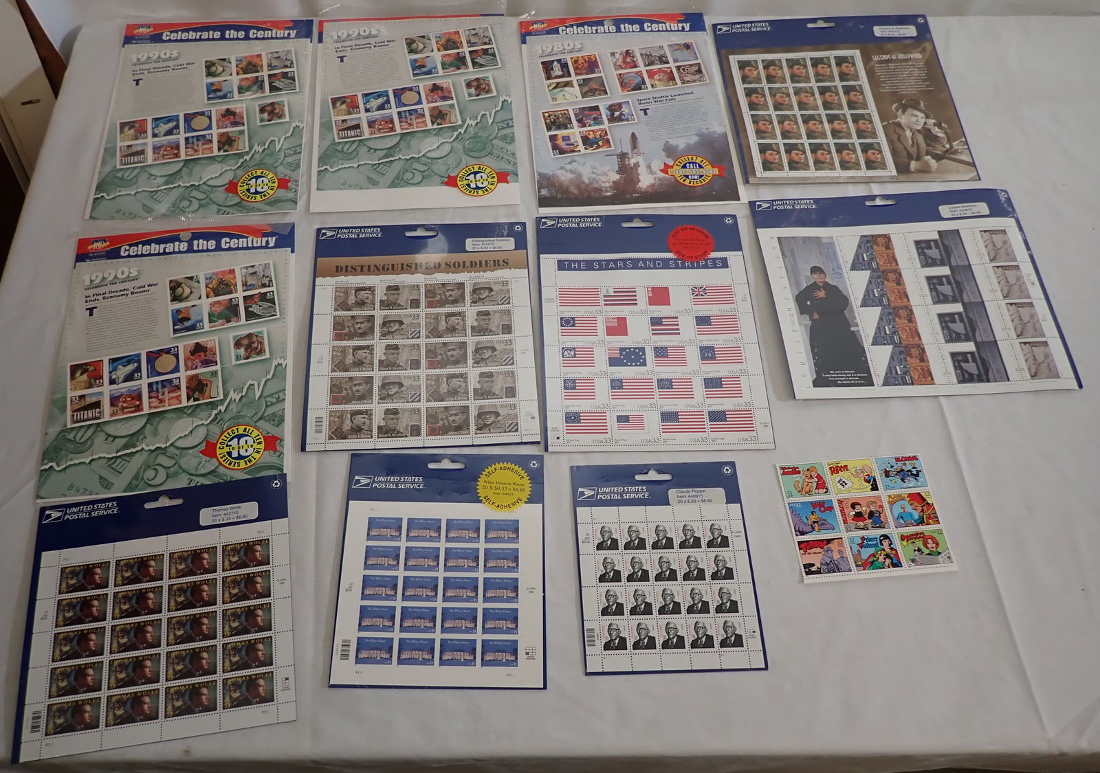 32 & 33 Cent United States Postage Stamps (1 of 5)
