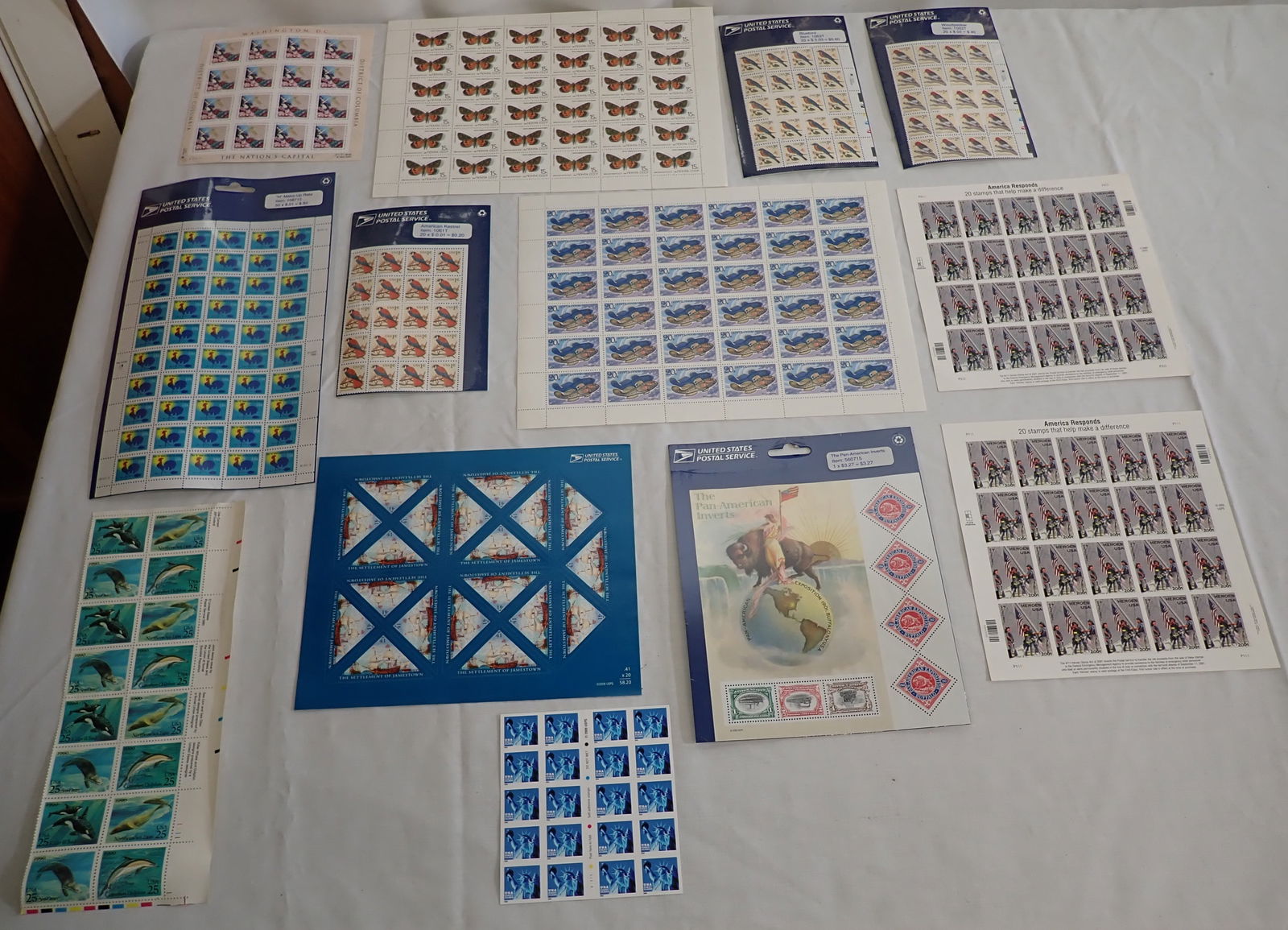 Mixed Lot of United States Postage Stamps (1 of 6)