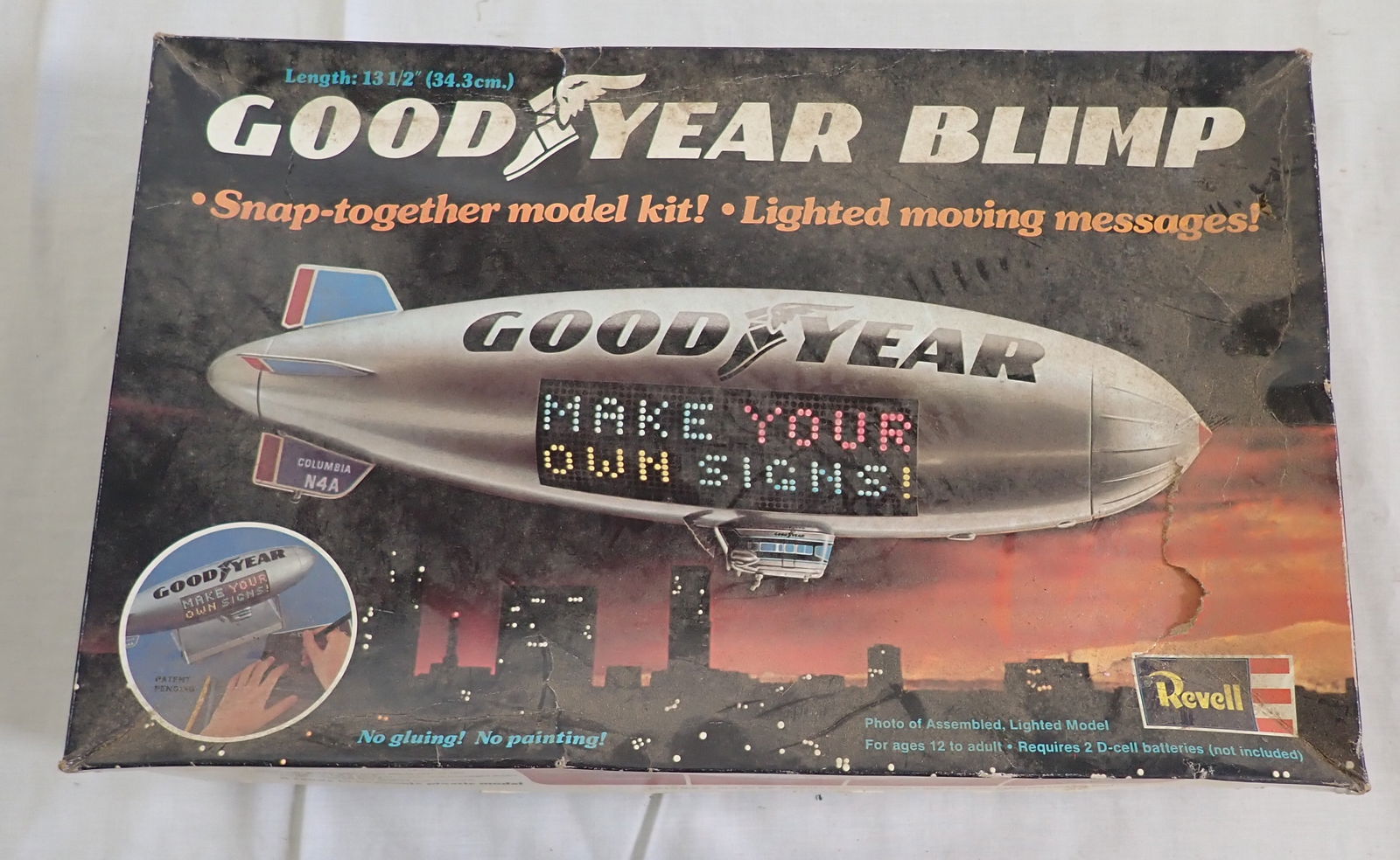 1975 Good Year Blimp Revell Model (1 of 3)