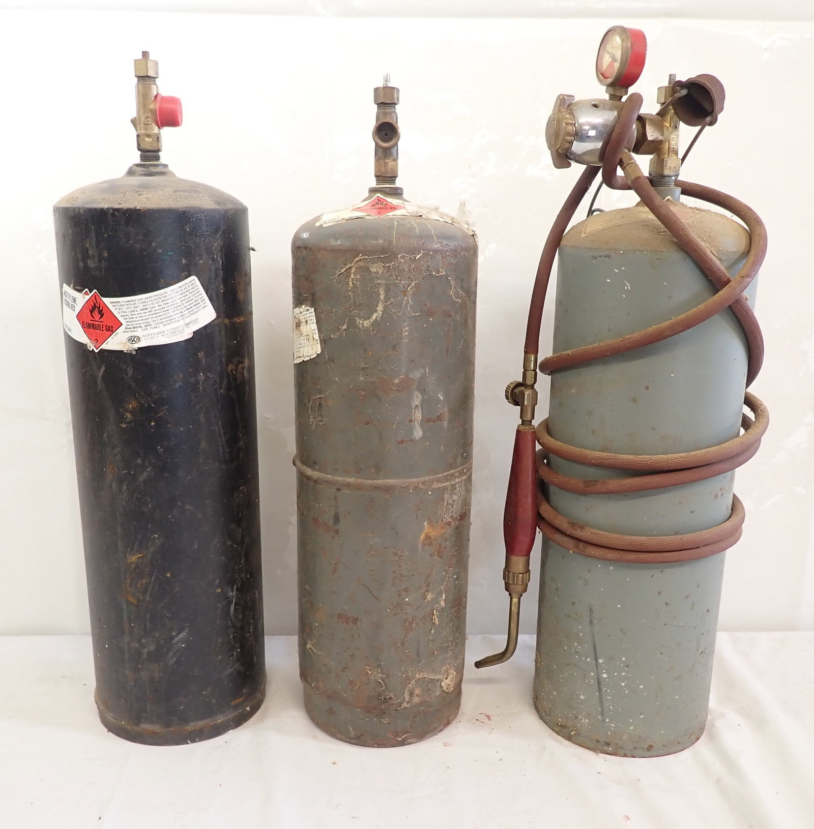 Acetylene Bottles & Torch: Seem to be full , or close to it. No in house shipping !