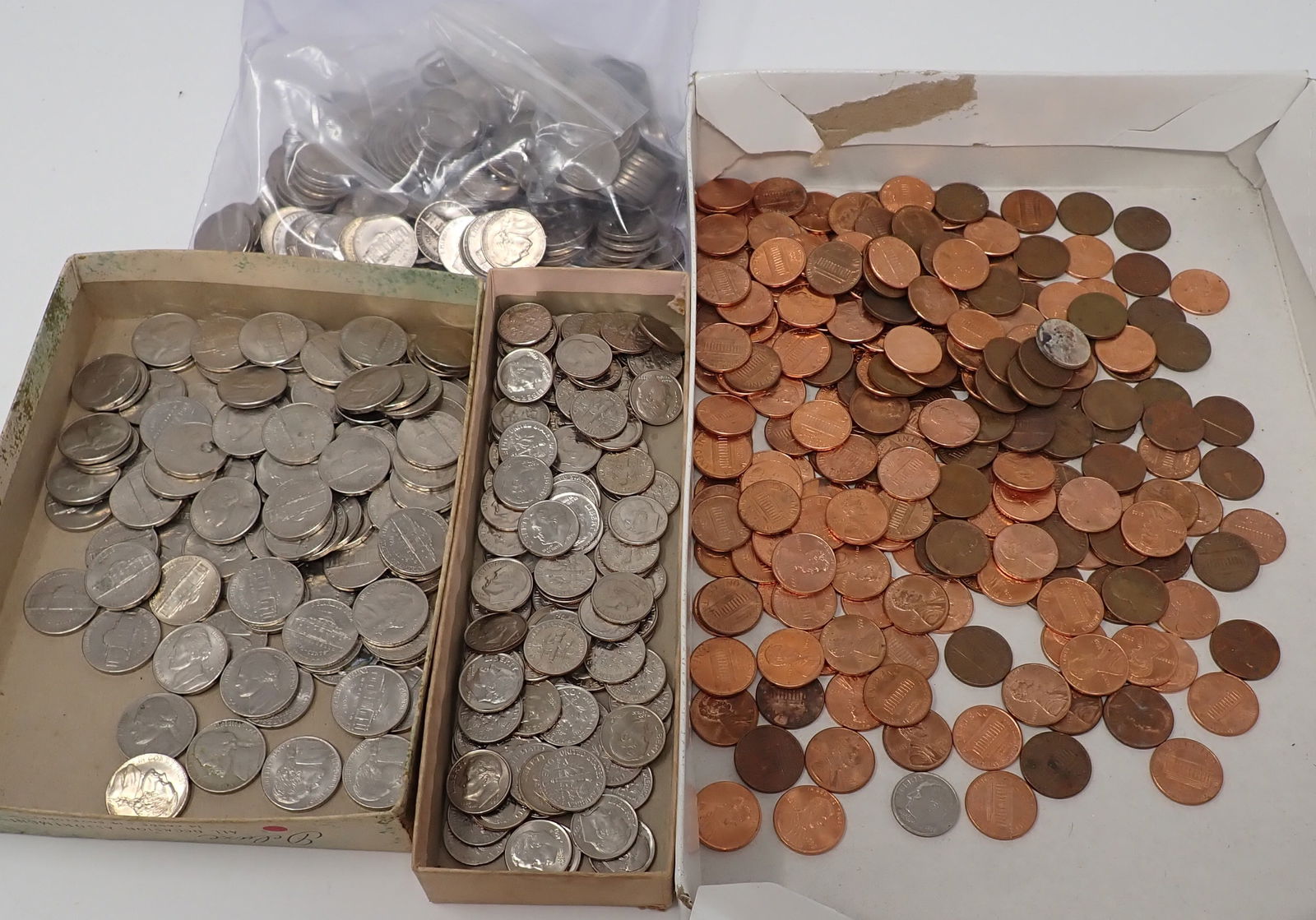 Estate Dimes , Nickels , & Pennies: There is apprx 1 1/2 pounds of pennies , 3lbs 6oz of Nickels, & 10 oz of dimes. Shipping available