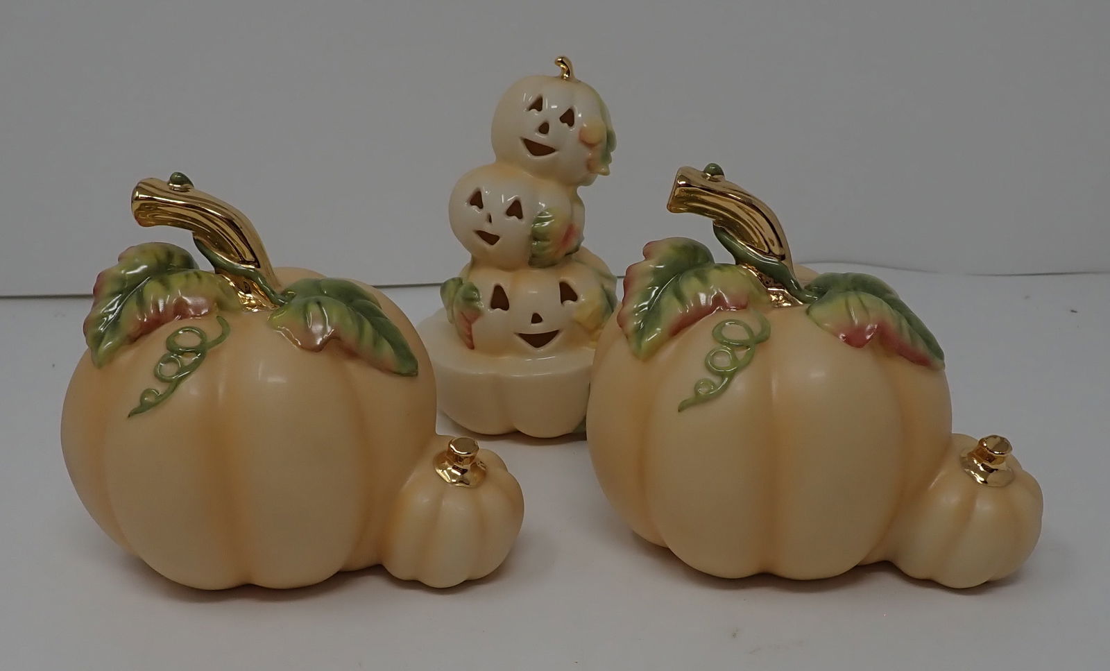 Lenox Pumpkins & Jack O Lanterns: Tallest is apprx 4 1/2". Shipping available