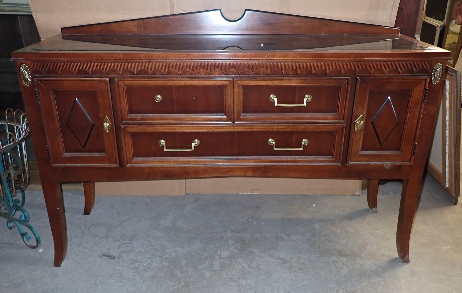 Stanley Furniture Sideboard: Approx 17" x 58" x 39 3/4" tall. No in house shipping ! Bring help to remove.