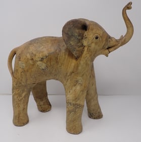Crushed Oyster Shell Elephant