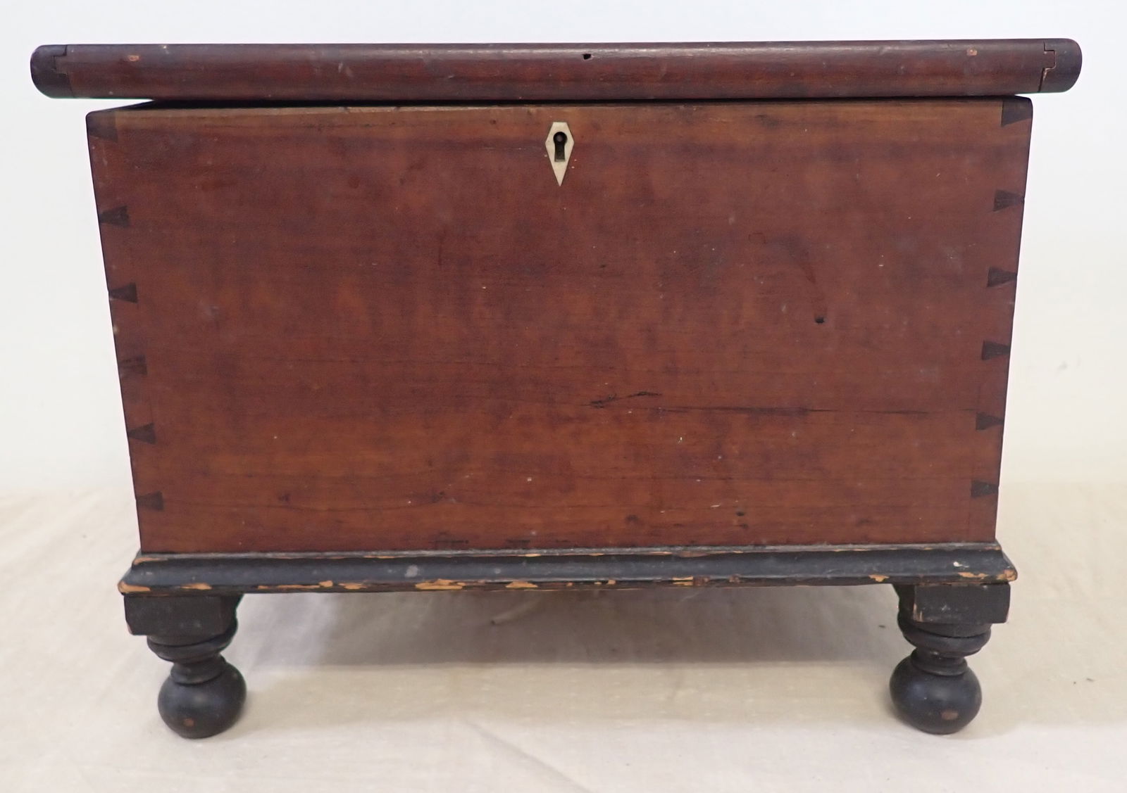 Miniature Blanket Chest w/ Bone Inlay & Dovetail: Approx 11" x 16" x 12 1/2" tall. Shipping available ($35 handling charge, plus postage)