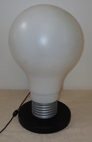 Oversized Pop Art Lightbulb Table Lamp