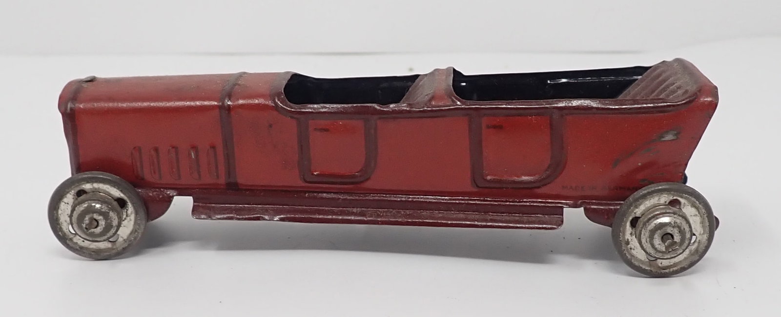 Georg Fischer Auto Tin Penny Toy (1 of 4)
