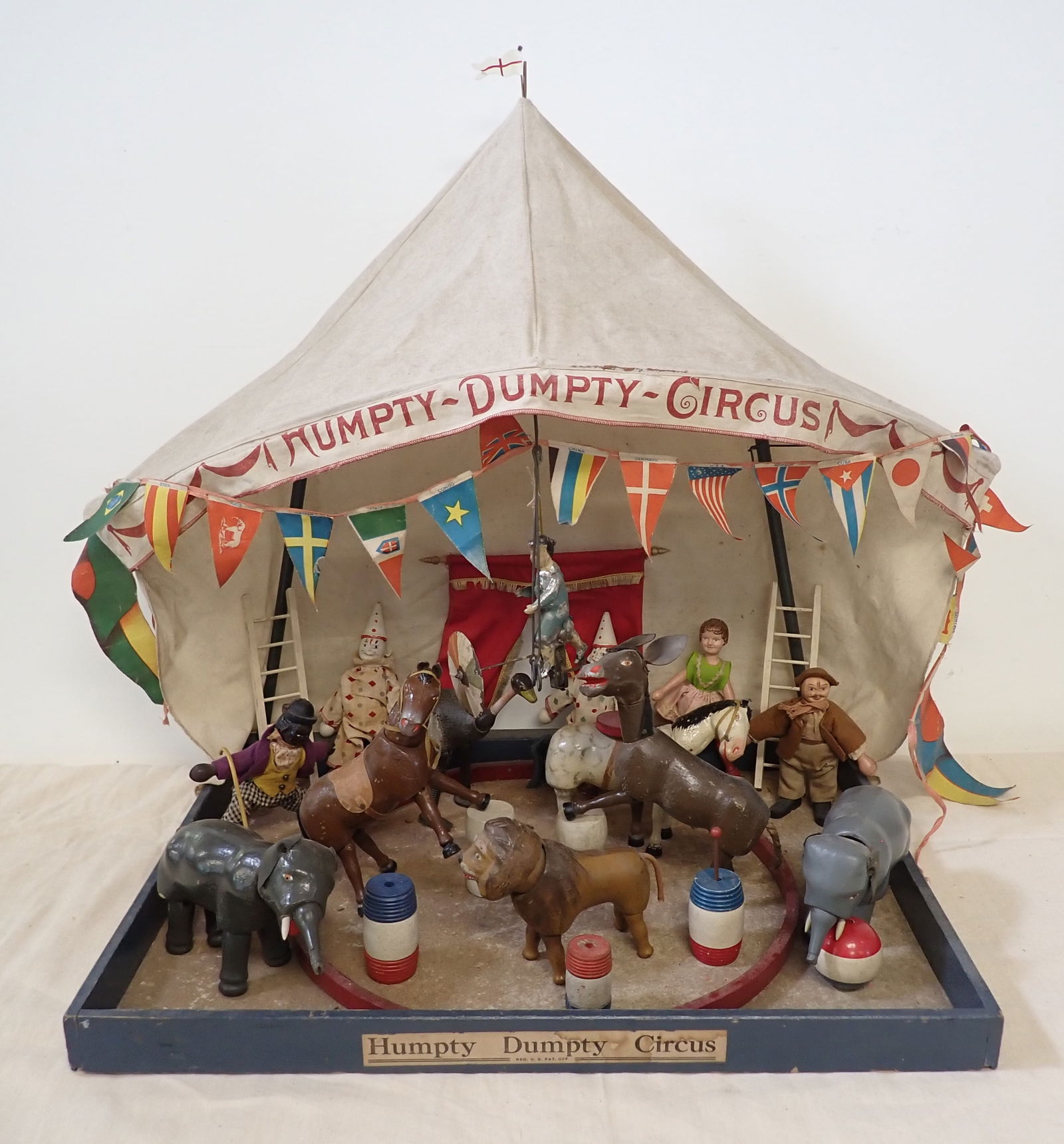 Schoenhut Humpty Dumpty Circus w/ Animal Figures & Tin Wind-up (1 of 20)