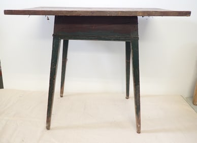 Tapered Leg Table w/ Base in Green Paint