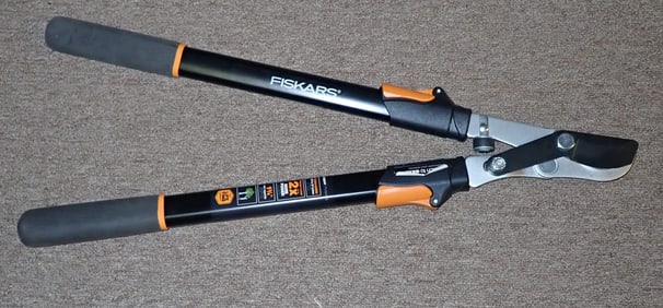 Fiskars Extendable Handle Loppers