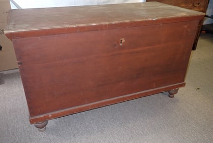 Blanket Chest in Red Paint