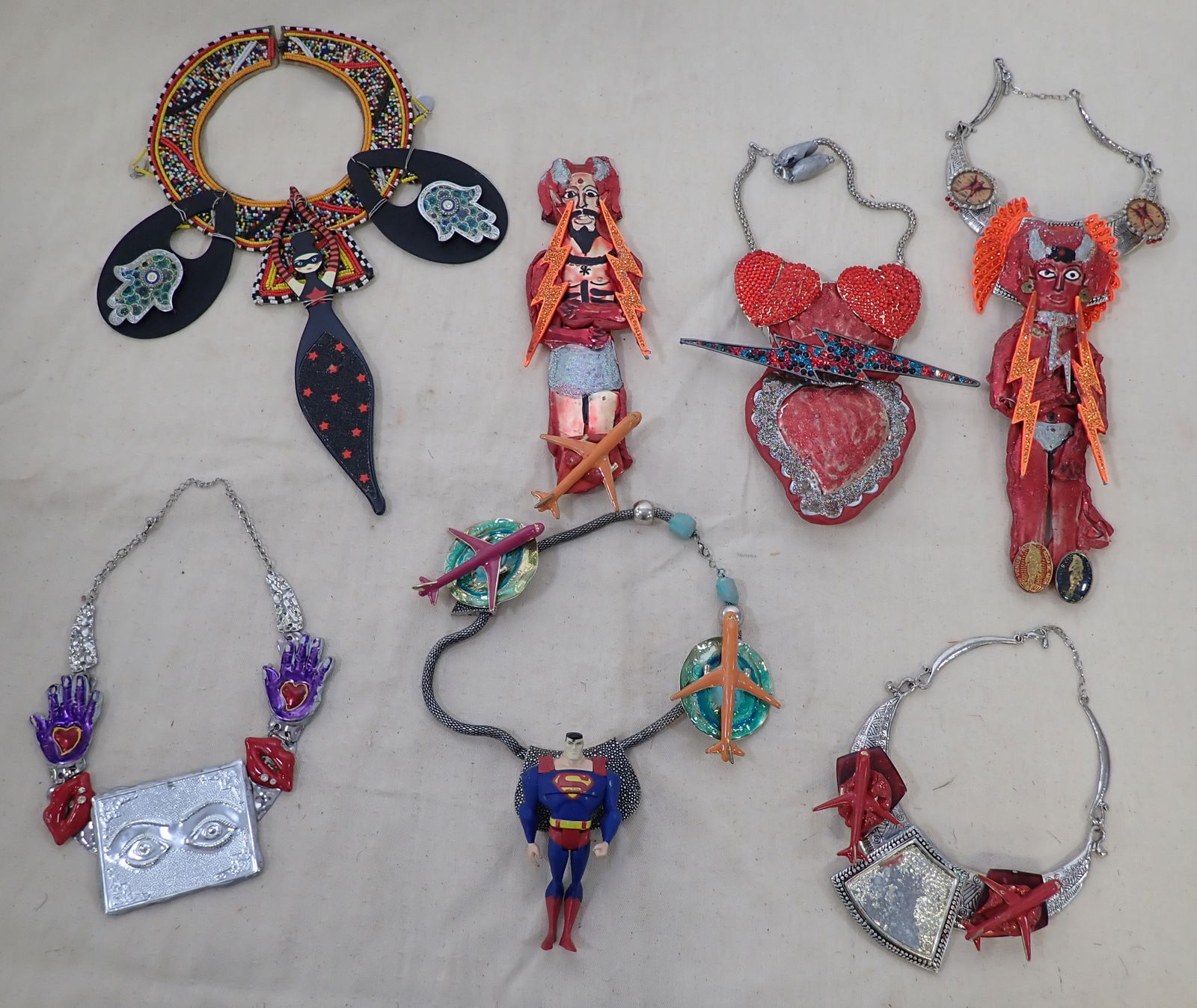 Outsider Art Jewelry incl Sue K. (1 of 11)