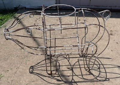 Wire Pig Planter