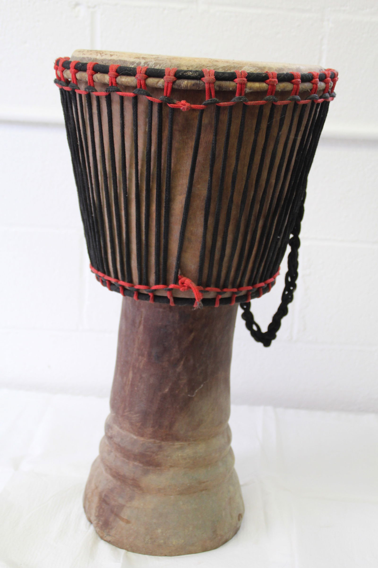 Large Djembe Drum (1 of 4)
