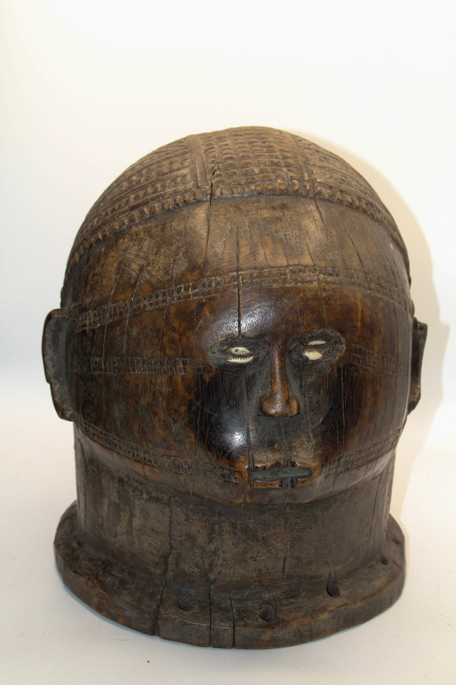 Bobo Burkinafaso IBO Nigeria Mask: Apprx 12" in diameter and 14" tall. Shipping available ($30 handling charge, plus postage)