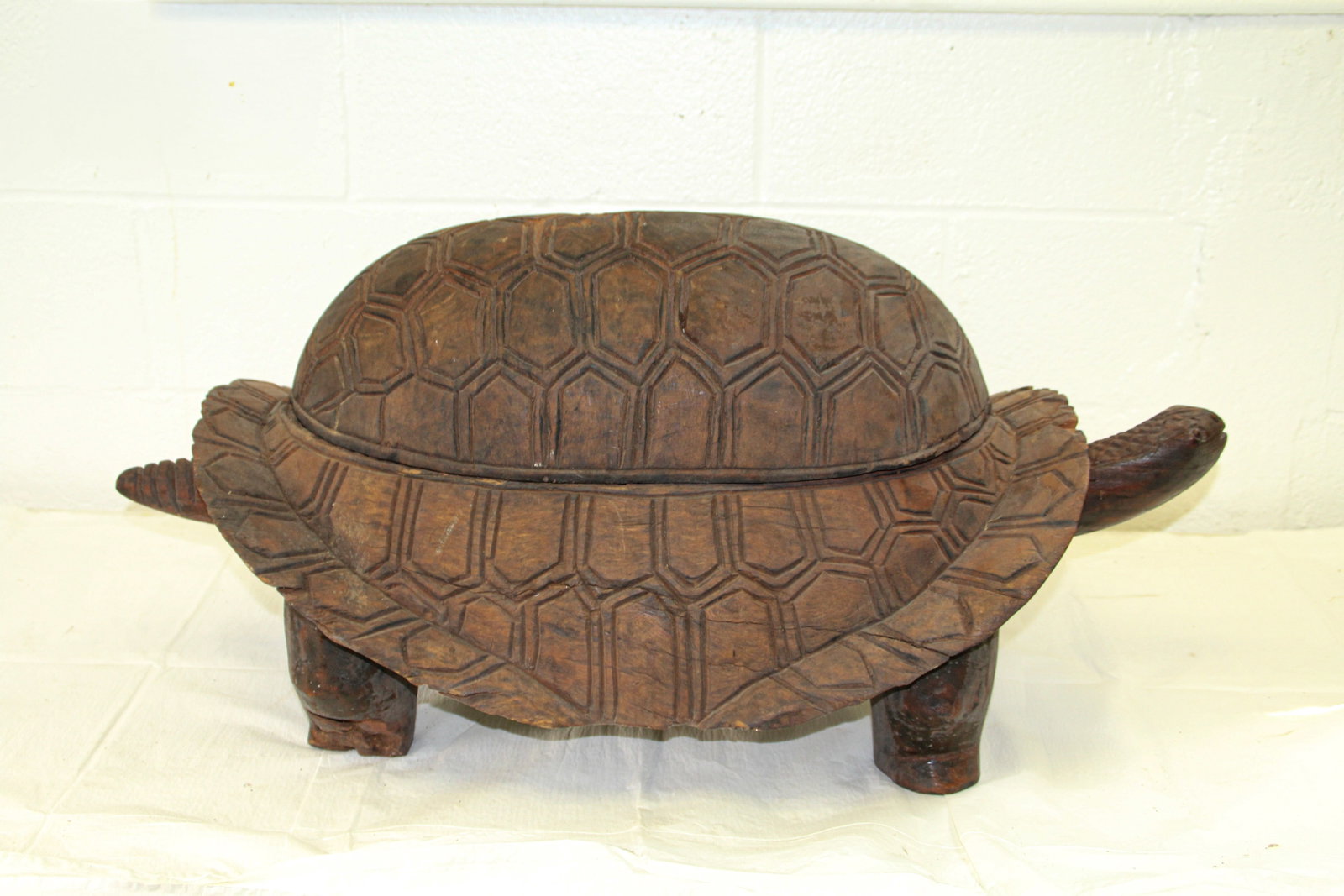 African Turtle Game: Approx 16 1/2" x 34" x 14 1/2" tall. No in house shipping !