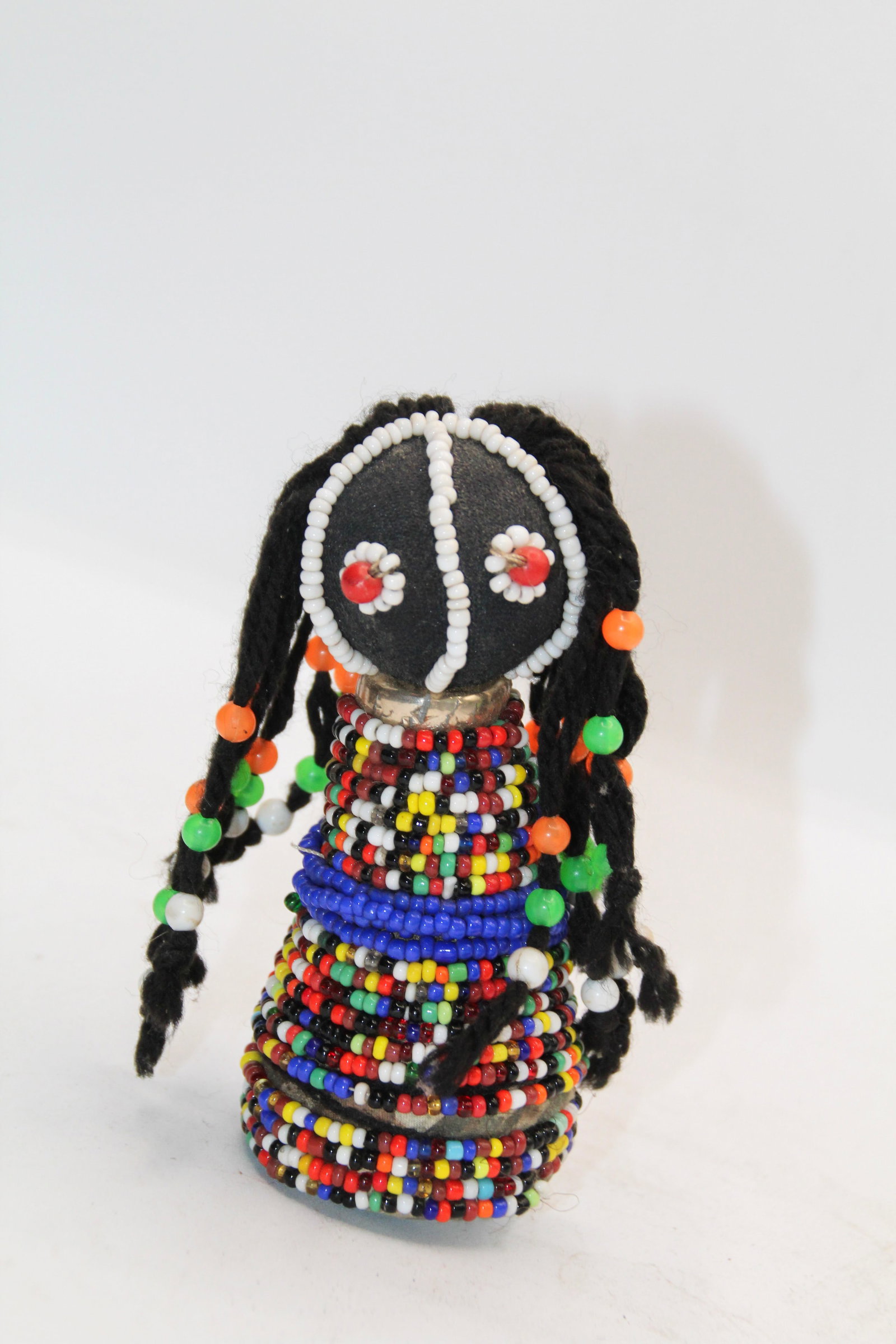 African Maasi Kenya: Approx. 4 1/2" tall. Shipping available