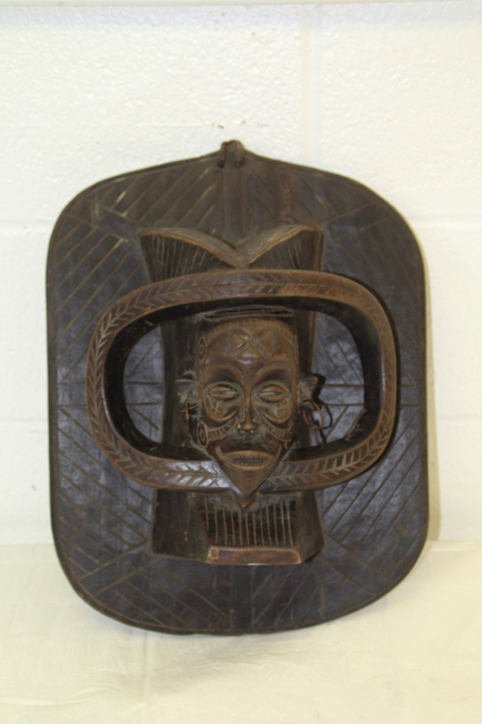 Congo Tschokwe Mask: Approx 13 1/2" x 17 1/4". Shipping available ($20 handling charge, plus postage)