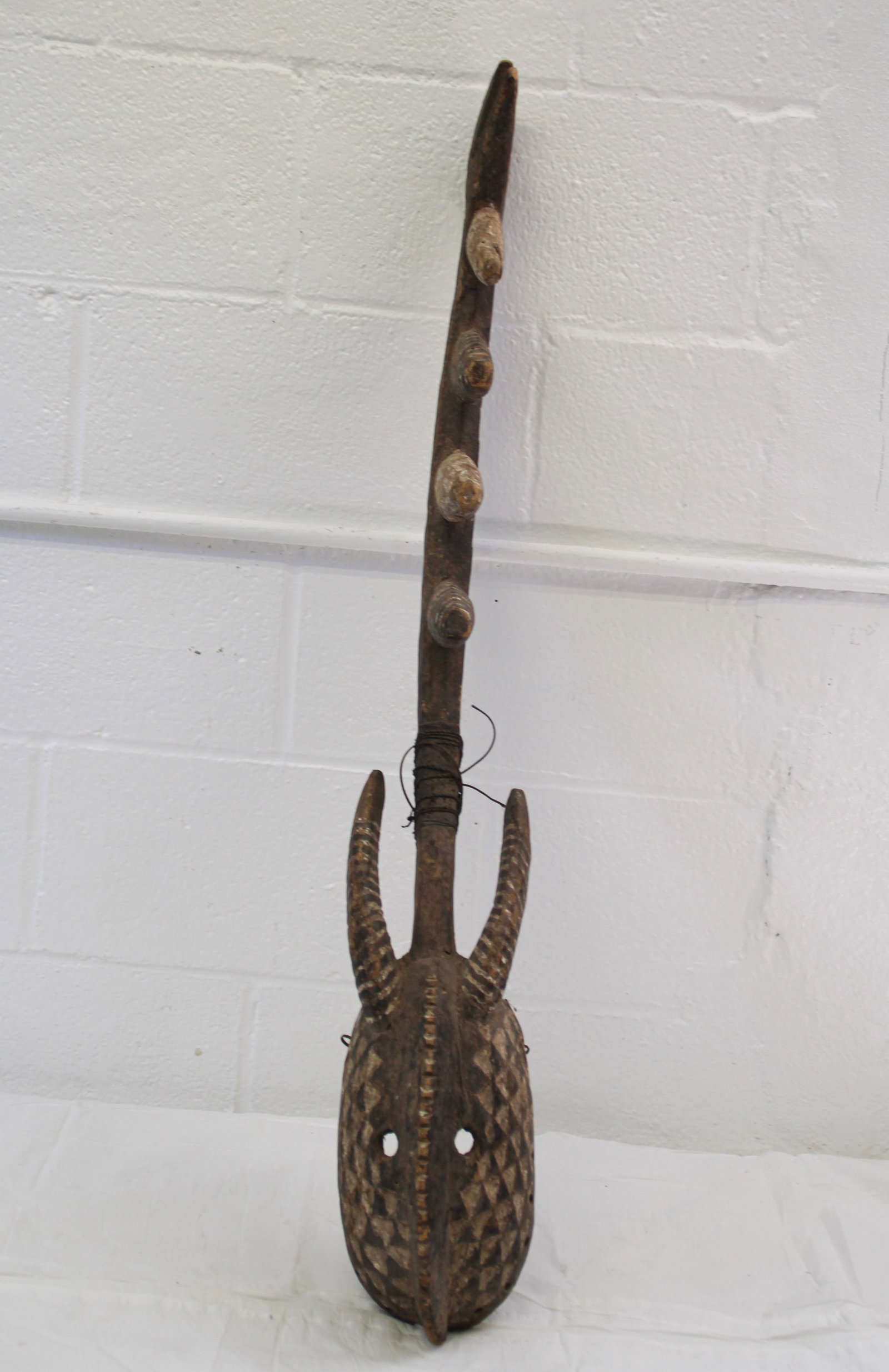 Bamana Bird Mask: Apprx 6" x 41". Shipping available thru UPS Store 5528. Email store5528@theupsstore.com to get a quote BEFORE bidding ! There are no refunds because of shipping prices