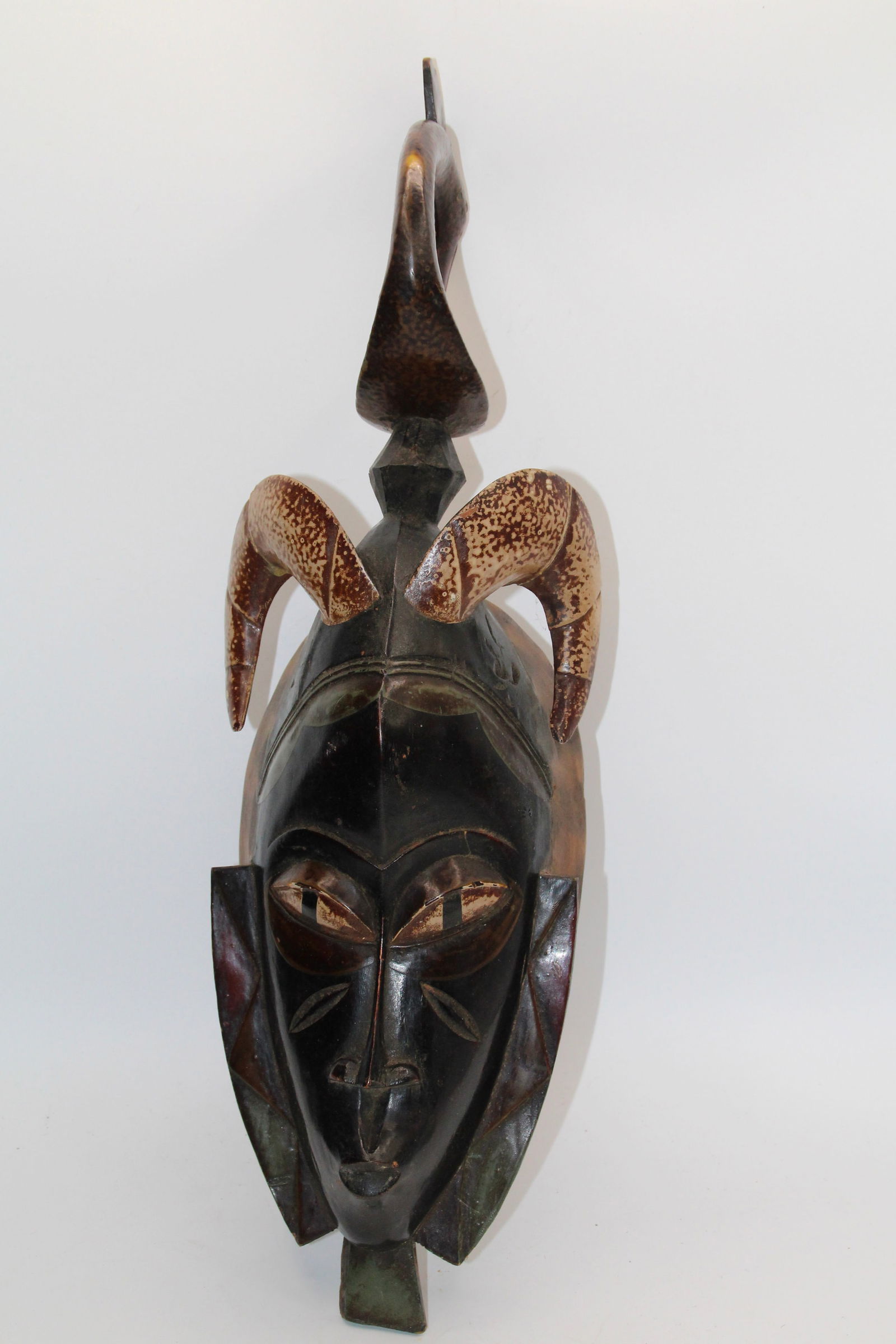 Guru African Tribal Mask Ivory Coast: Approx 5 1/2" x 17 1/2". Shipping available