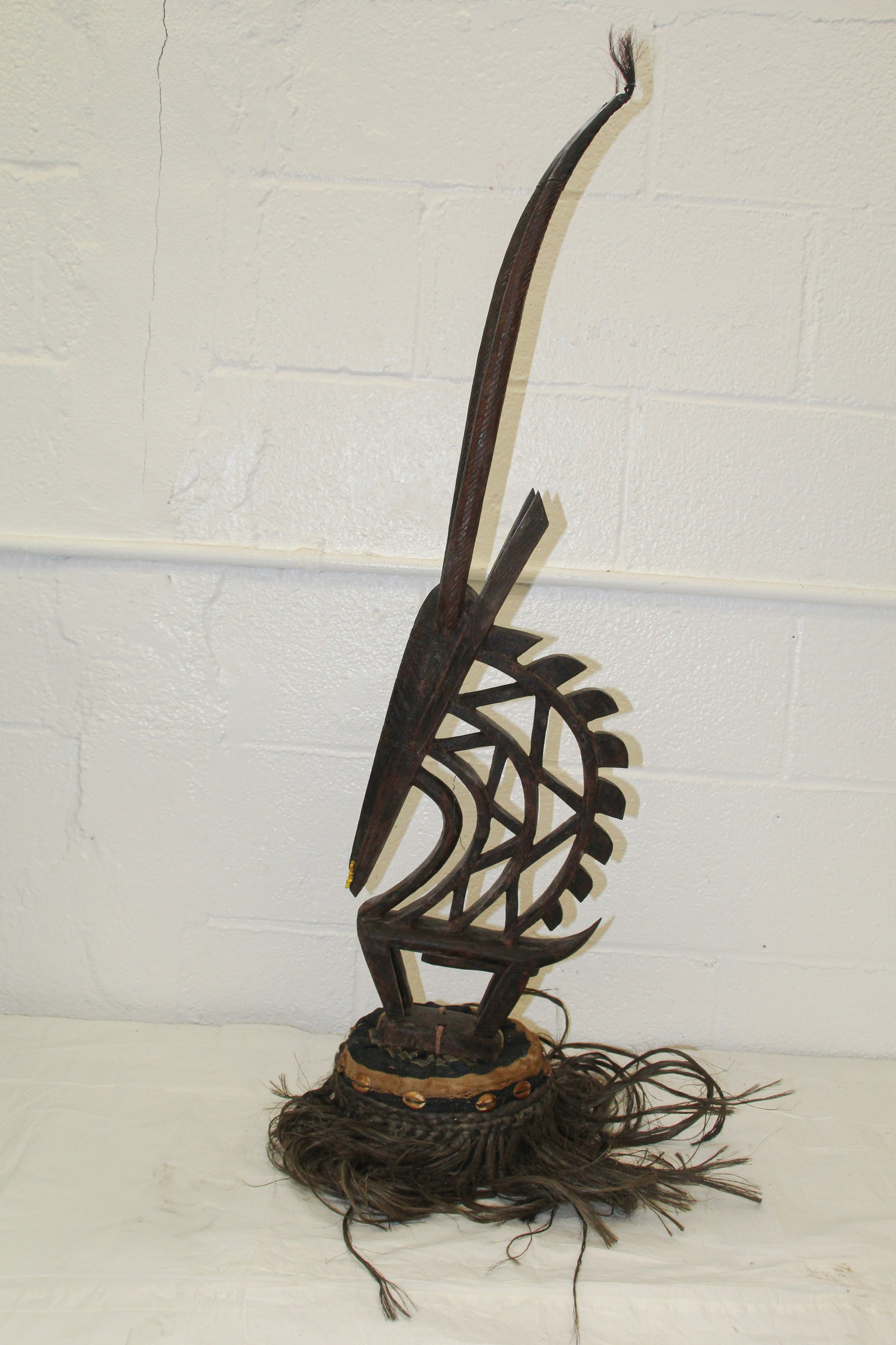 African Chiwara Bambara Male Headdress: Approx 38 1/2" tall. Shipping available thru UPS Store 5528. Email store5528@theupsstore.com to get a quote BEFORE bidding ! There are no refunds because of shipping prices