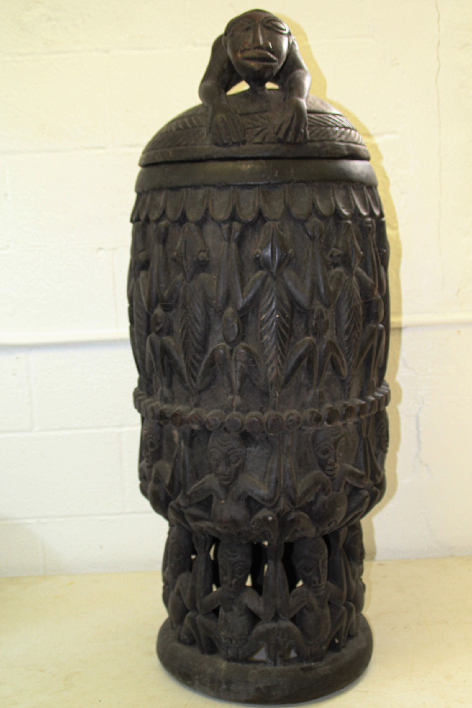 Bamilke Diviation Pot: Approx 15" in diameter and 43" tall. No in house shipping !