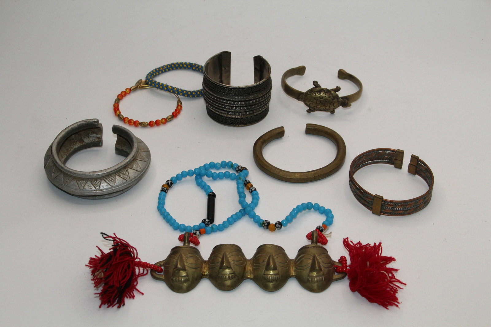 African Bracelets: Shipping available