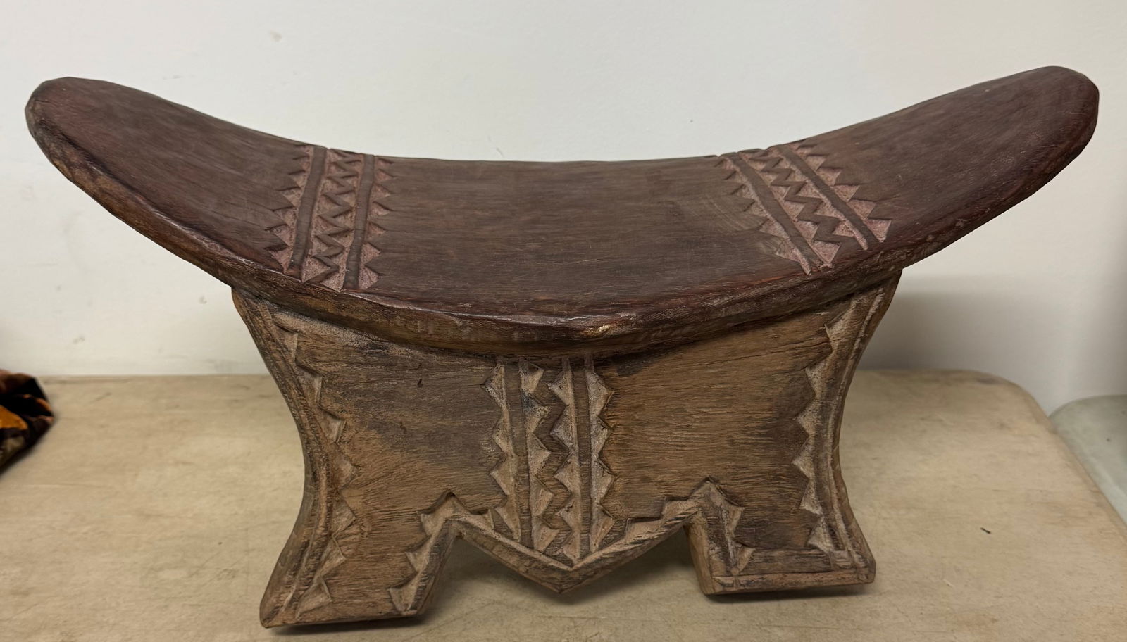 African Stool: Shipping available