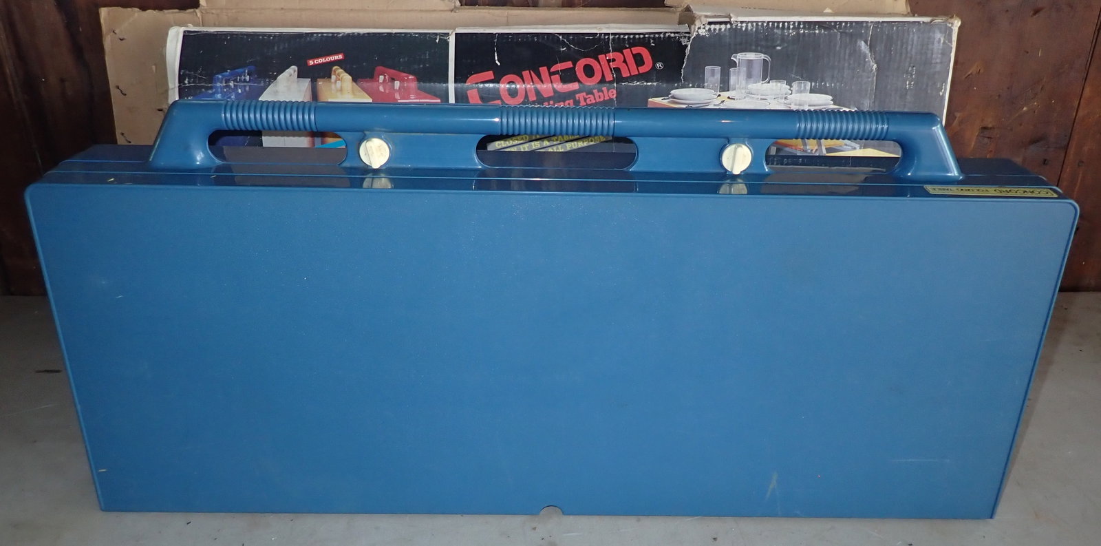 Concord Folding Table: No in house shipping