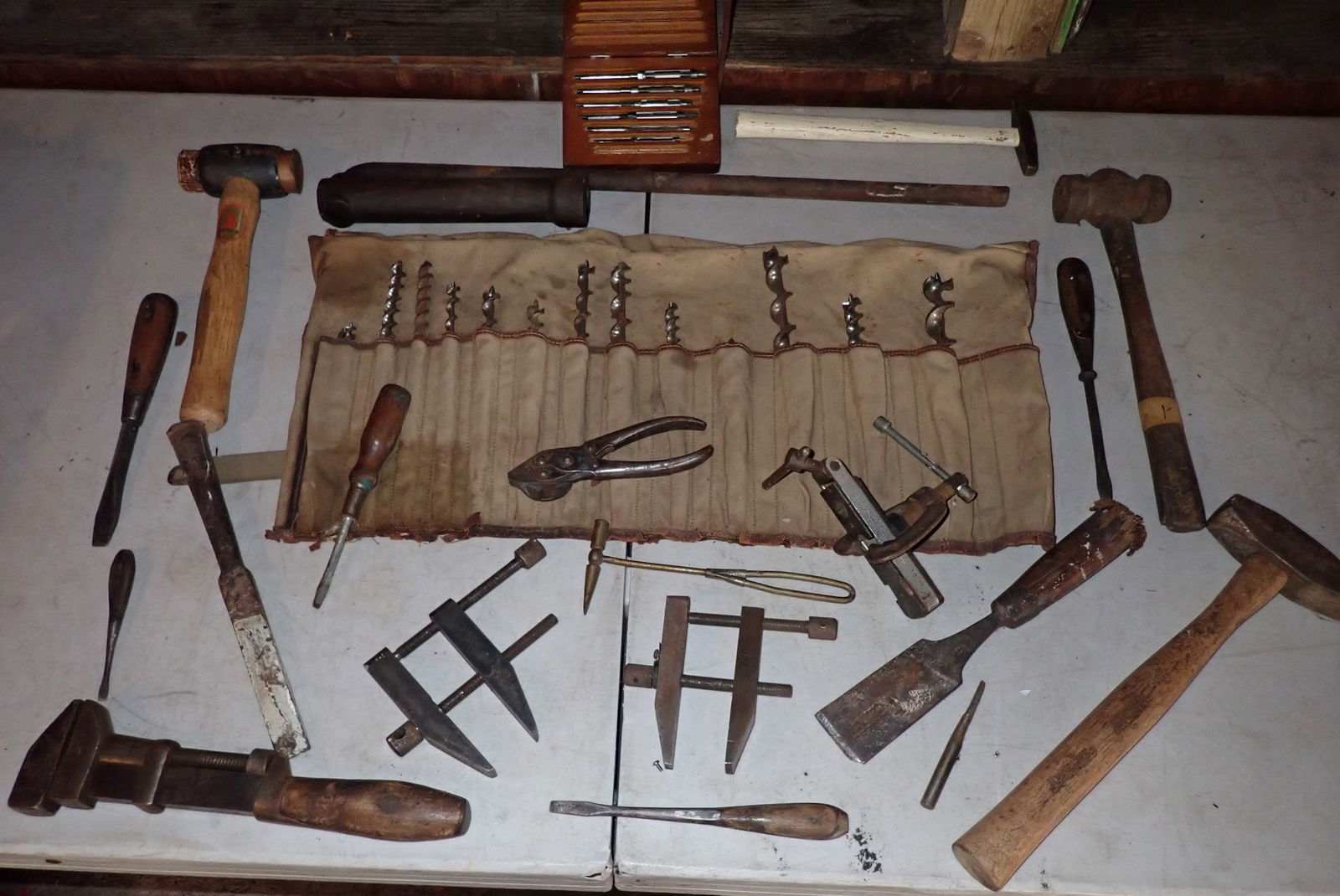 Wood Augers Wooden Handle Screwdrivers & Misc Tools (1 of 8)