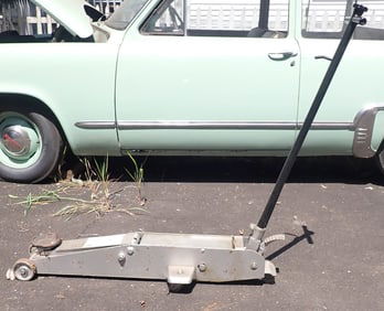 Pro Lift 4 Ton Hydraulic Garage / Floor Jack