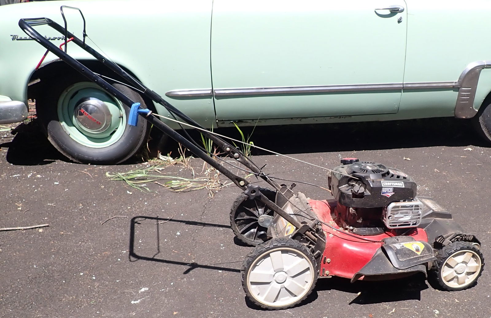 Craftsman Self Propelled Mower (1 of 5)