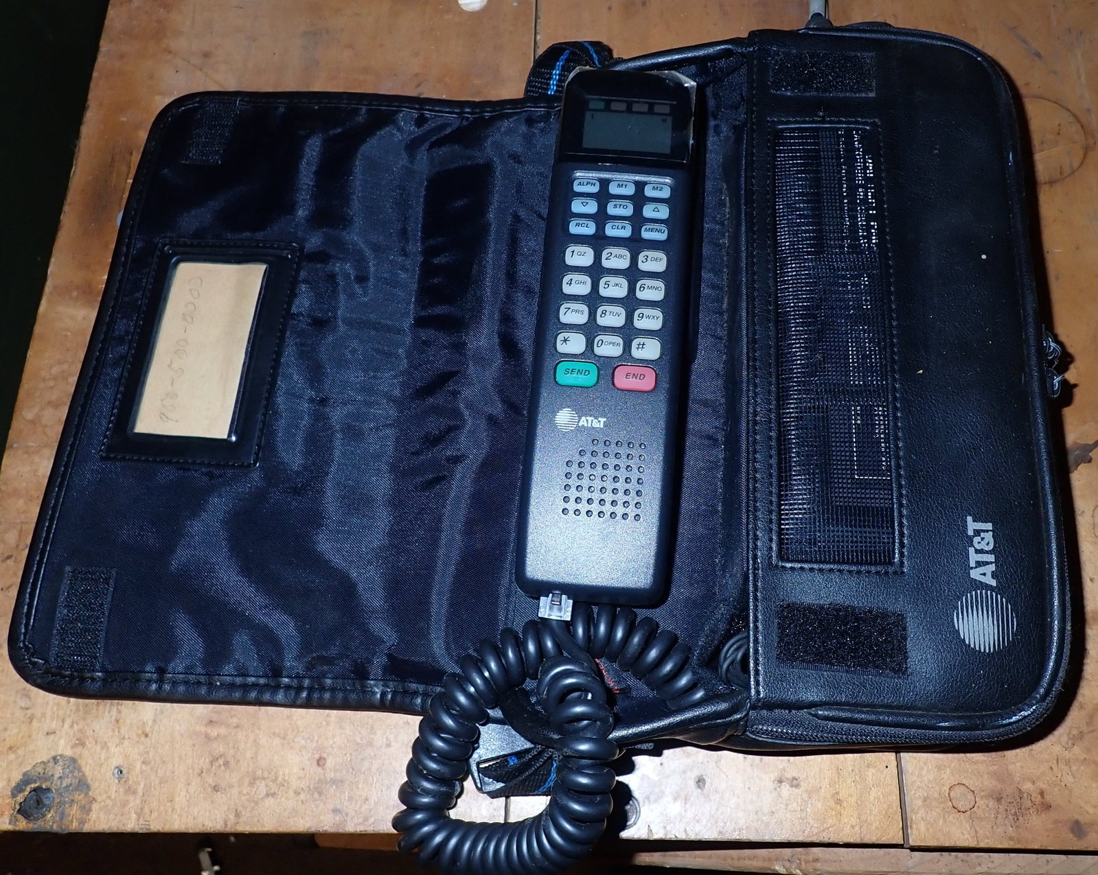 Vintage AT&T Cell / Car Phone: Shipping available