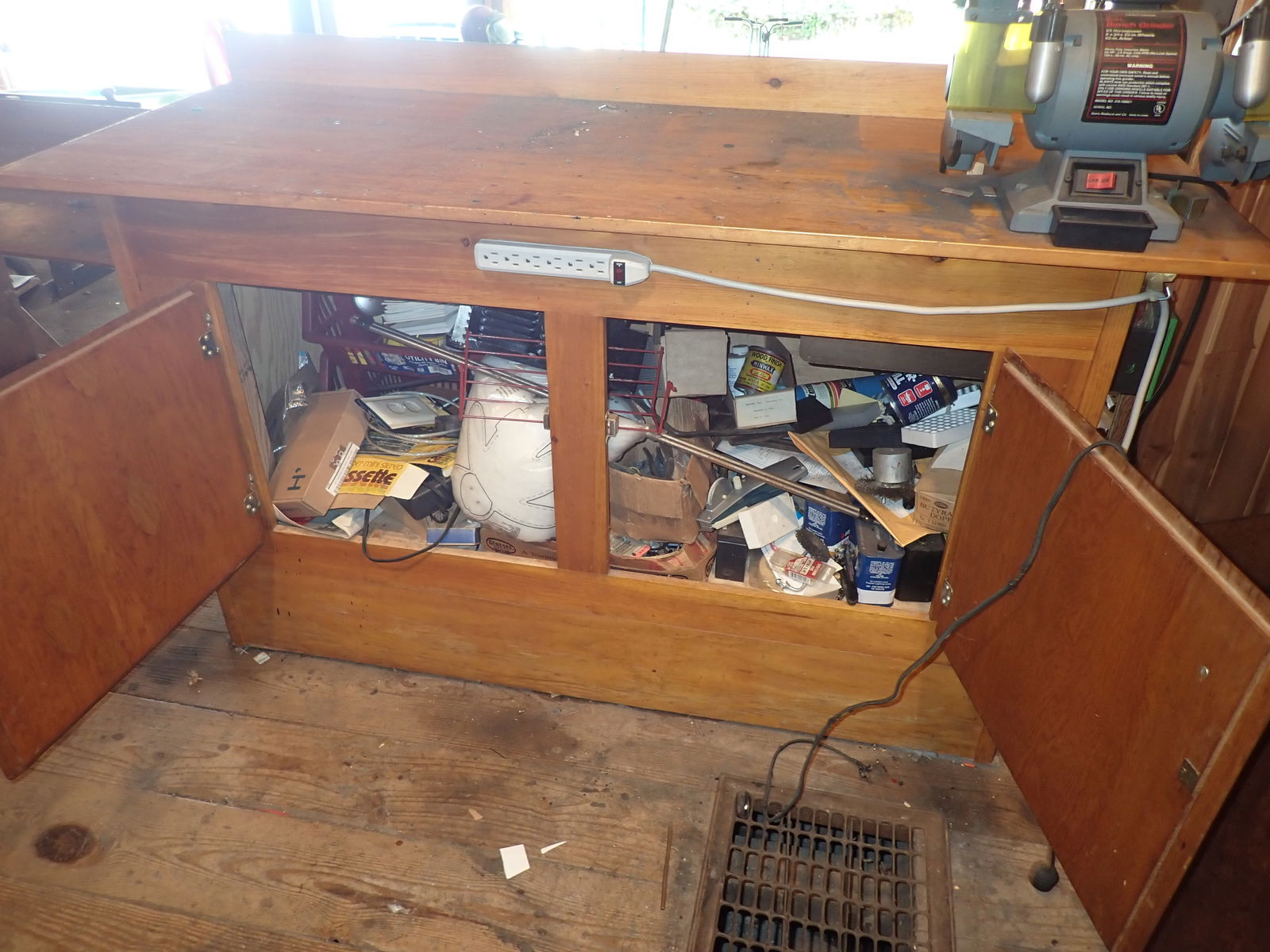 Workbench & Misc (1 of 6)