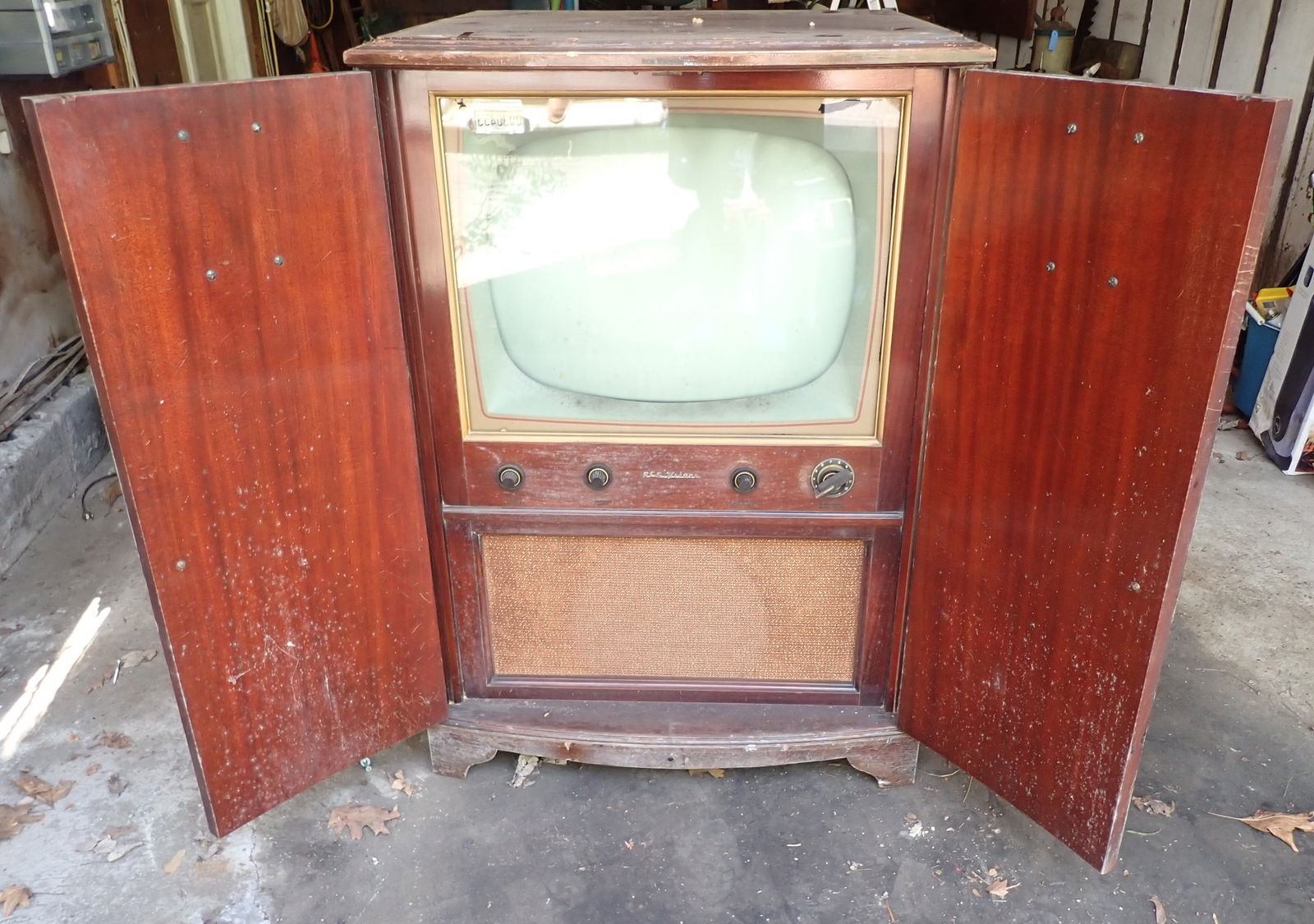 RCA Victor Television (1 of 9)