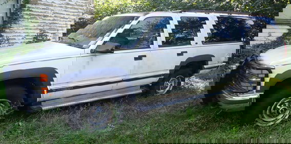 1999 Chevrolet 2500 Suburban 4wd