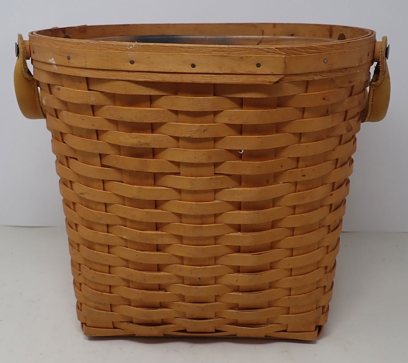 2000 Longaberger Basket (1 of 5)