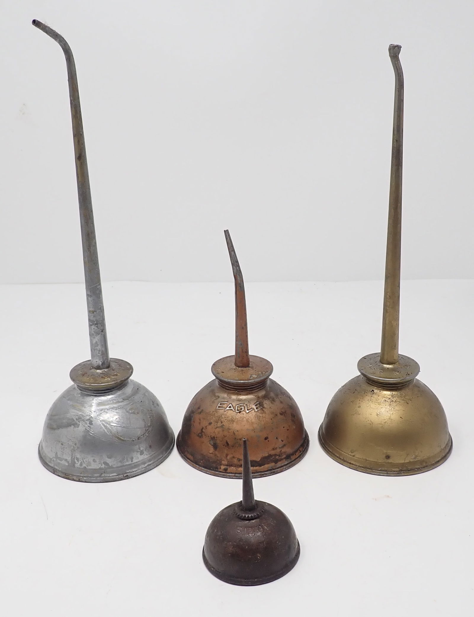 Eagle & Singer Oil Cans (1 of 2)