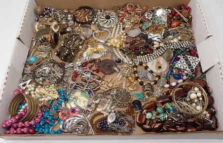 Mixed Lot of Estate Costume Jewelry