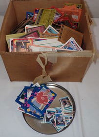 Unassorted Baseball Cards & Autograph
