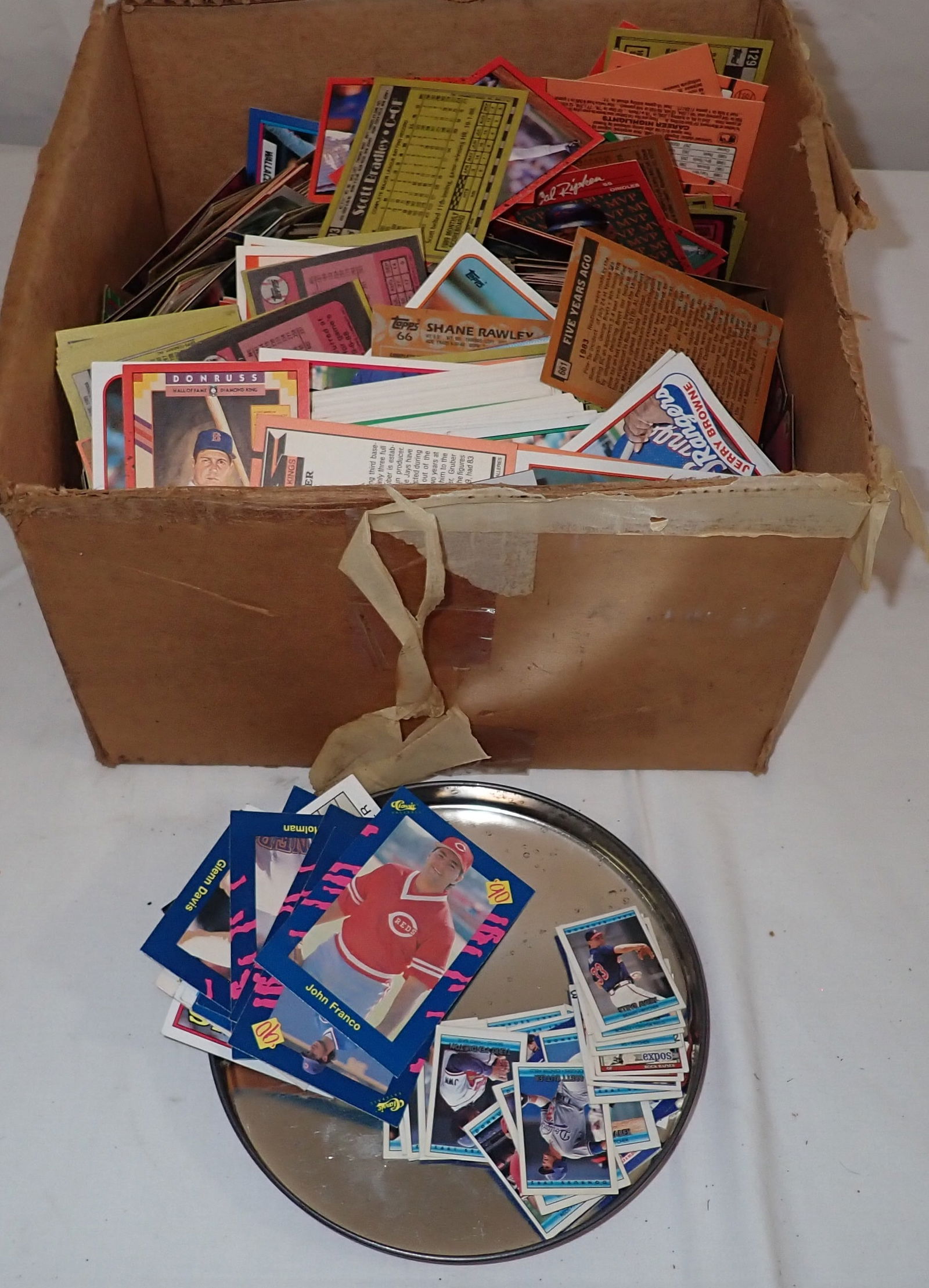 Unassorted Baseball Cards & Autograph (1 of 8)