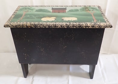 Paint Decorated Storage Bench w/ Sheep