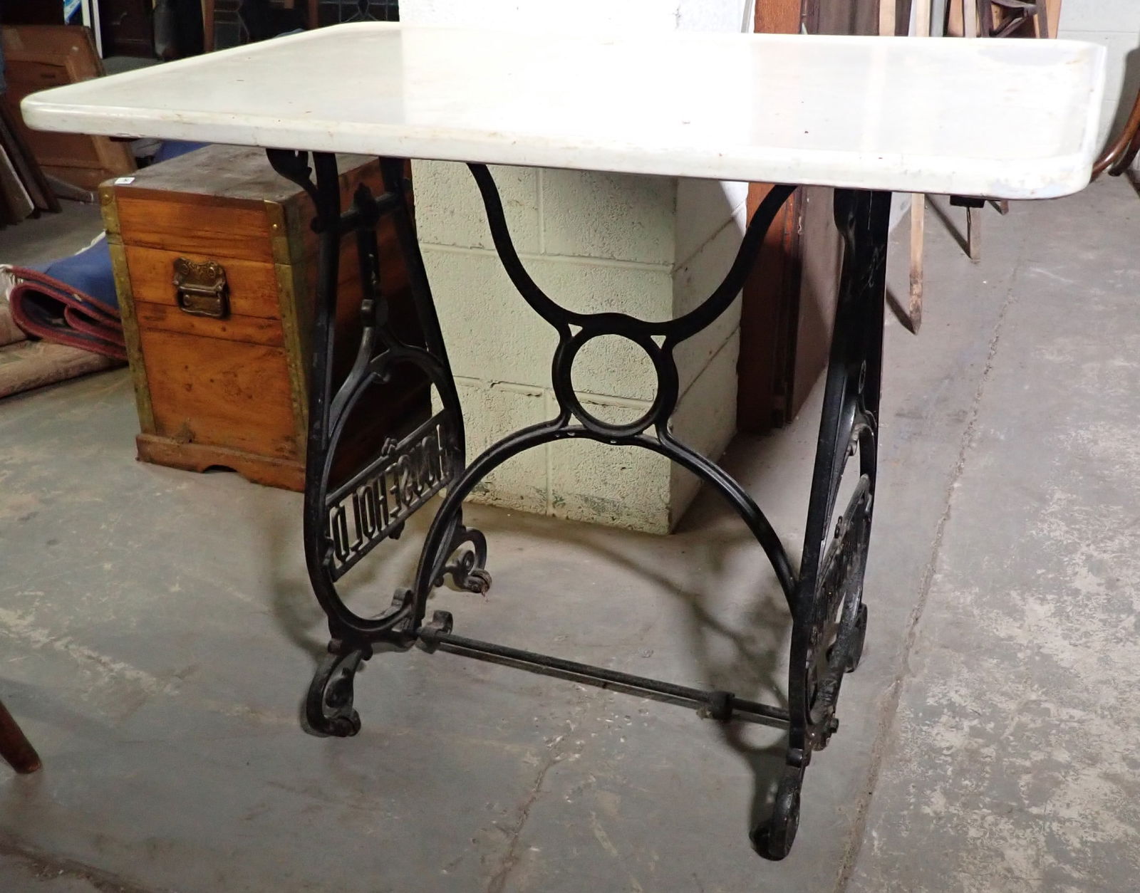 Household Sewing Machine Base w/ Enameled Top (1 of 5)