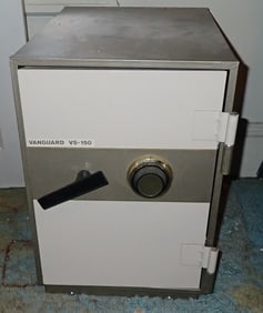 Vanguard VS-150 Safe